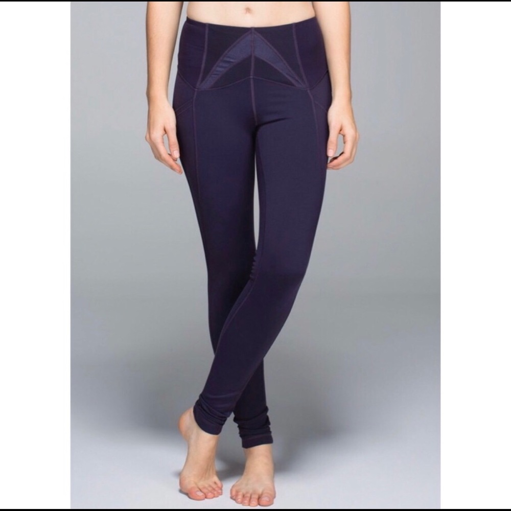 Lululemon Exquisite Crop in Black Grape